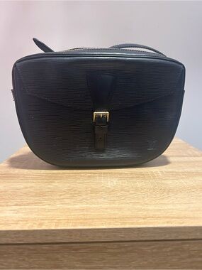 Louis Vuitton Black Epi Leather Crossbody Bag Jeune Fille